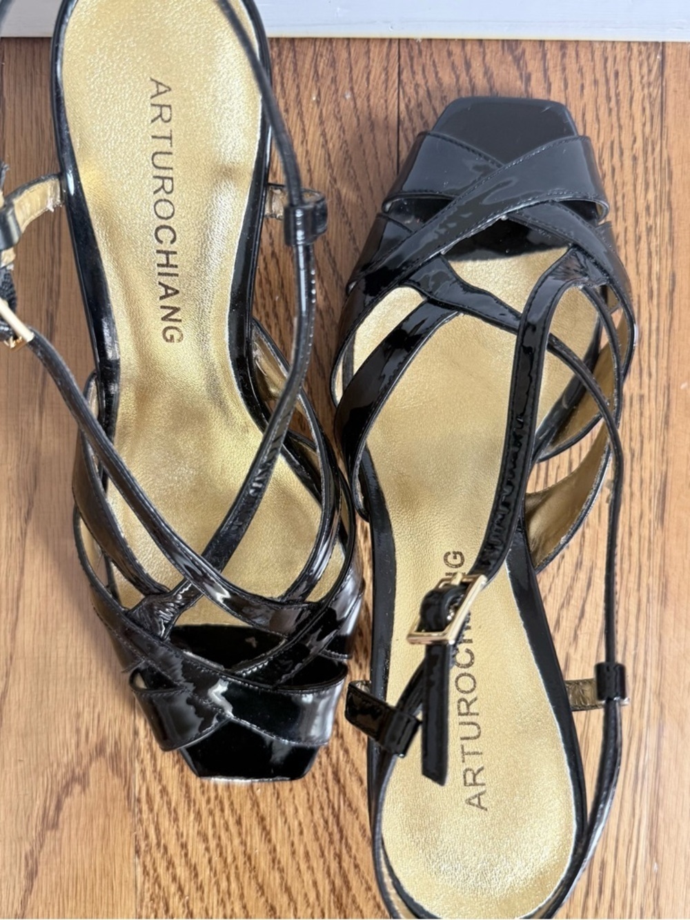 Arturo Chiang Black Soft Patent Leather Slingback Heels size 6.5 - Picture 5 of 9